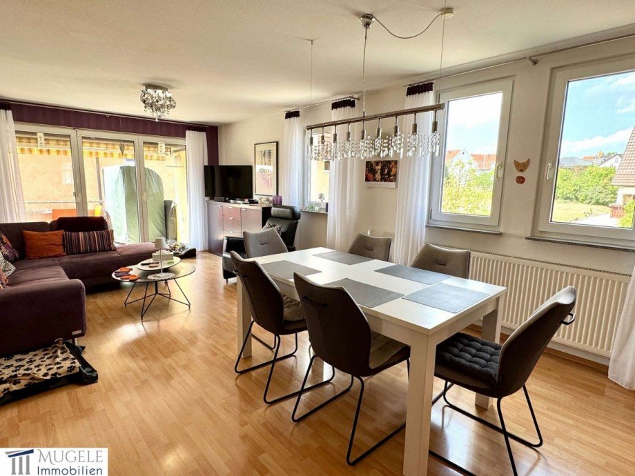 Ess/Wohnbereich Etagenwohnung G�ufelden