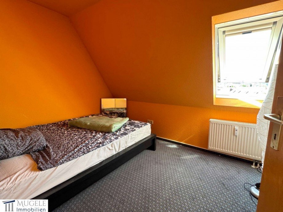 Kinderzimmer 1/ DG Maisonettewohnung Herrenberg