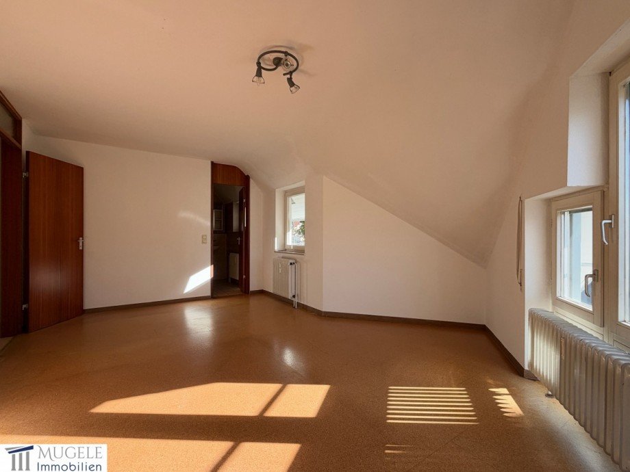 Schlafzimmer Bad en suite OG Maisonettewohnung G�rtringen