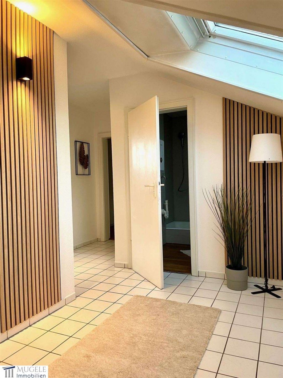 Flur/ Eingangsbereich Dachgeschosswohnung Sindelfingen
