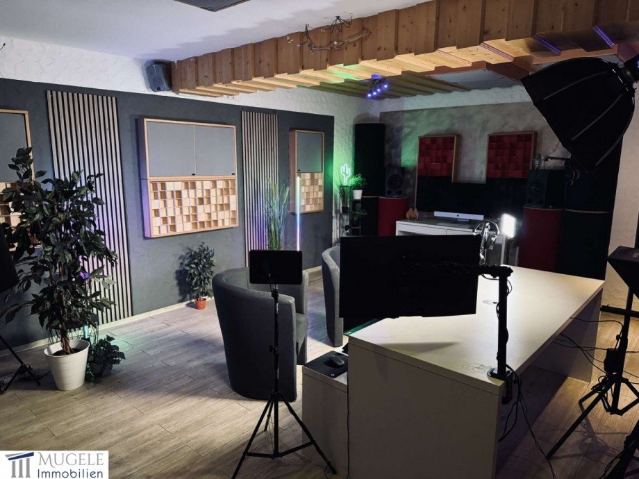 Studio/ Keller Einfamilienhaus Sch�mberg