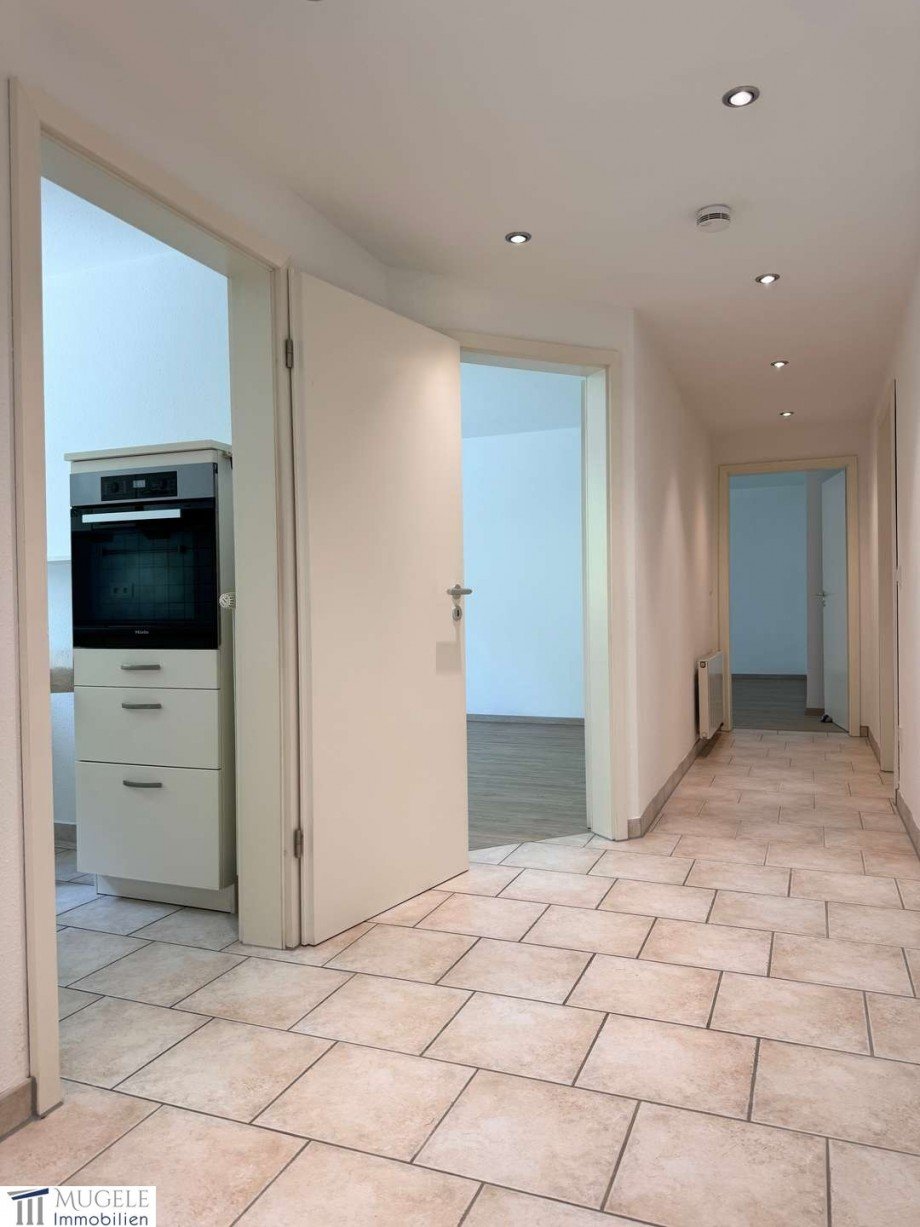 Flur Souterrainwohnung B�blingen