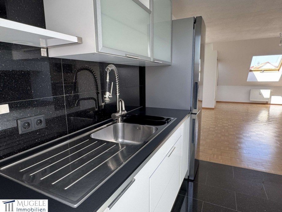 Einbauk�che Dachgeschosswohnung Renningen