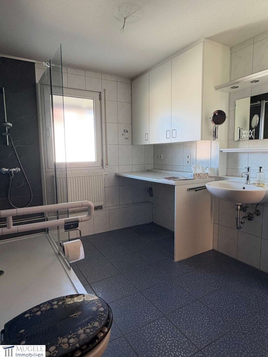Badezimmer inkl. WMA Anschluss Etagenwohnung G�ufelden