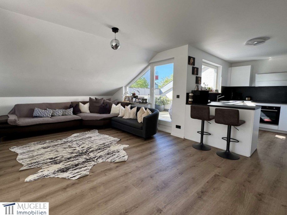 Wohnbereich/offene K�che Dachgeschosswohnung Sindelfingen