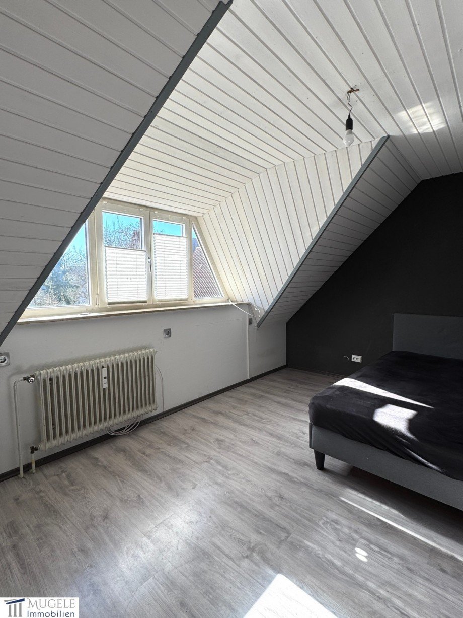 Kinderzimmer DG Maisonettewohnung G�rtringen
