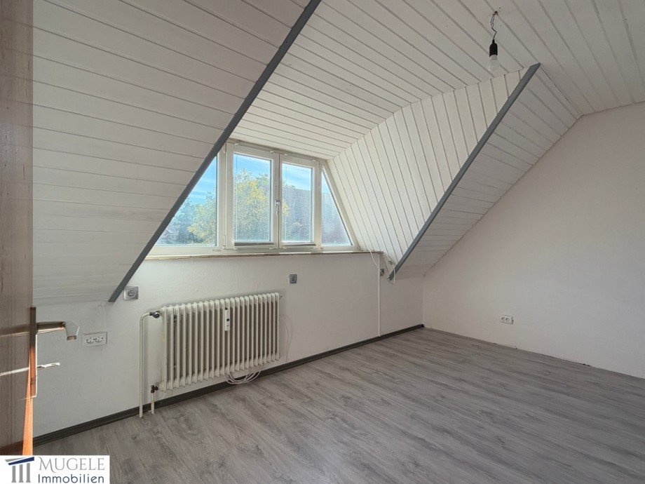 Kinderzimmer DG Maisonettewohnung G�rtringen