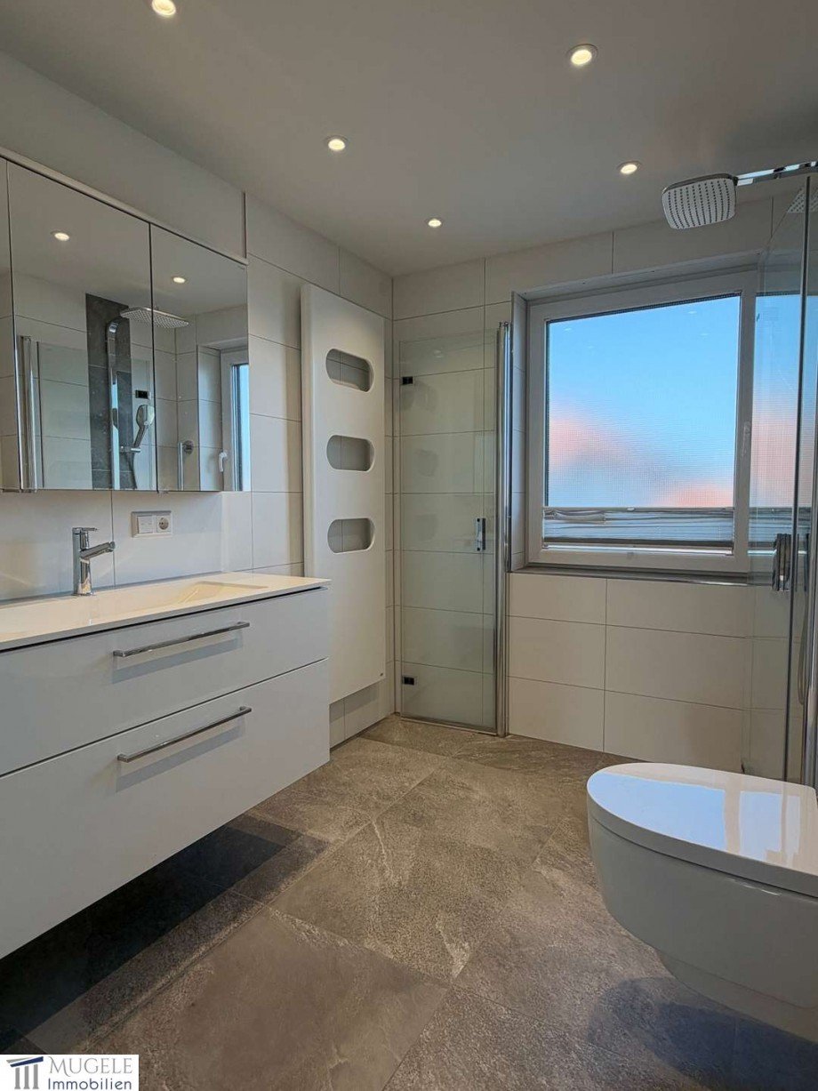 Badezimmer OG Reihenmittelhaus G�ufelden
