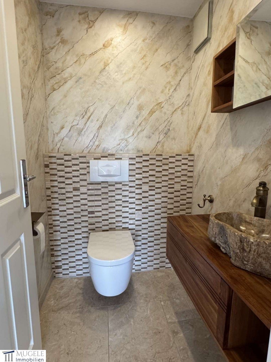 separates WC Dachgeschosswohnung Renningen