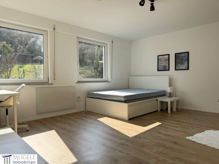 Wohnzimmer/ oder Schlafzimmer Etagenwohnung Stuttgart
