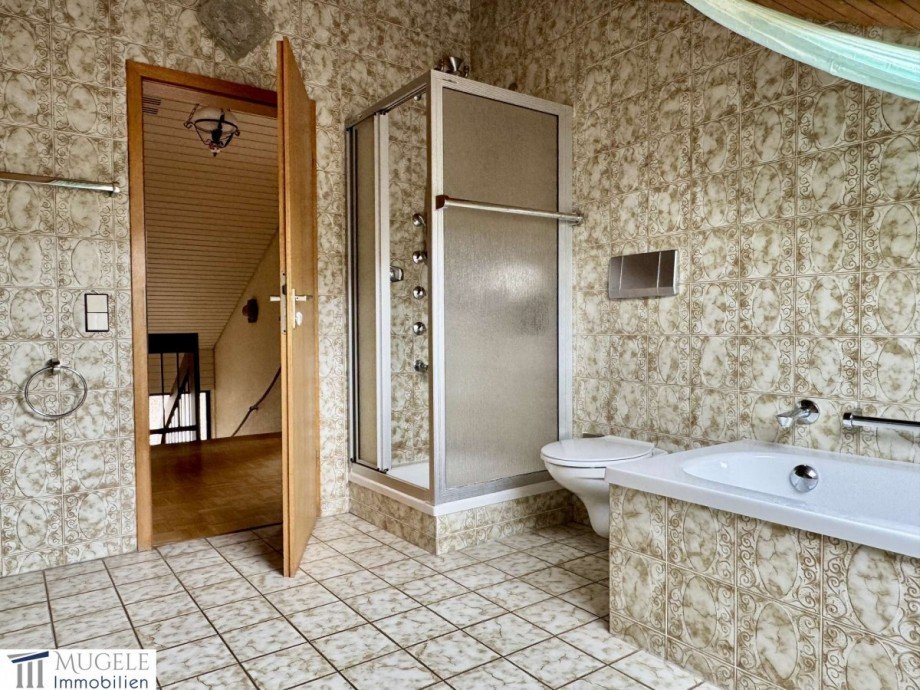 Badezimmer DG Einfamilienhaus G�rtringen