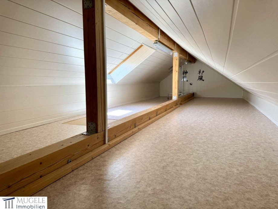 Dachboden/ Abstellfl�che Dachgeschosswohnung Renningen