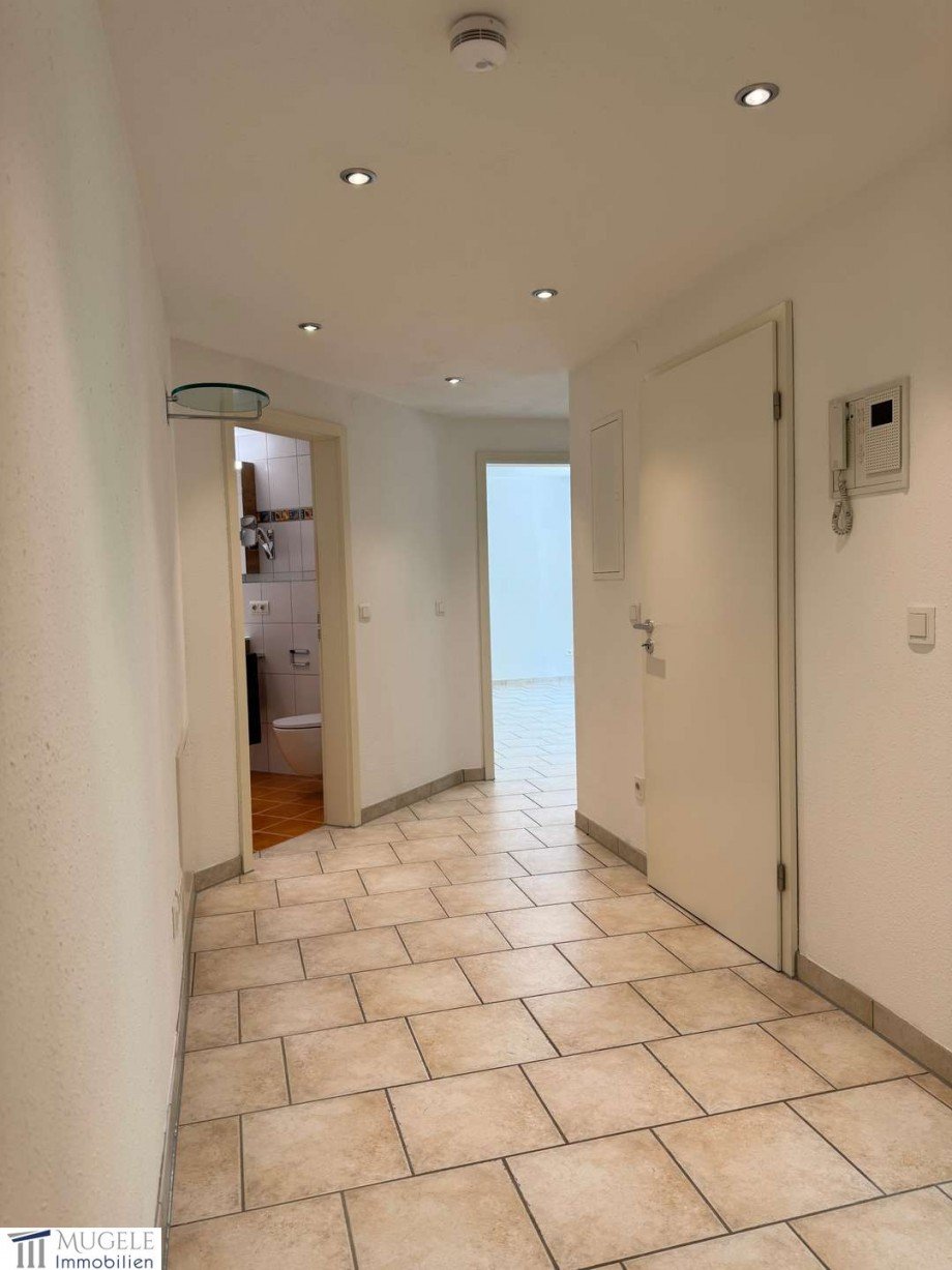 Flur Souterrainwohnung B�blingen