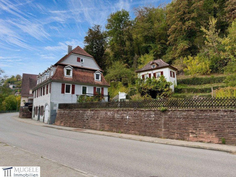 Hausansicht inkl. Garten Wildberg Einfamilienhaus Historisches Juwel in Wildberg 1-2 Familienhaus von 1791 mit m�rchenhaftem Garten!