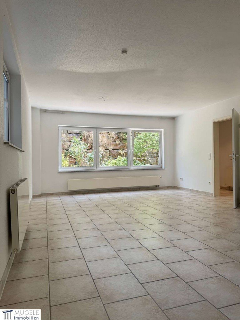 Wohnbereich B�blingen Souterrainwohnung Hochwertige 3-Zimmer-Einliegerwohnung mit Terrasse in gepflegtem Einfamilienhaus