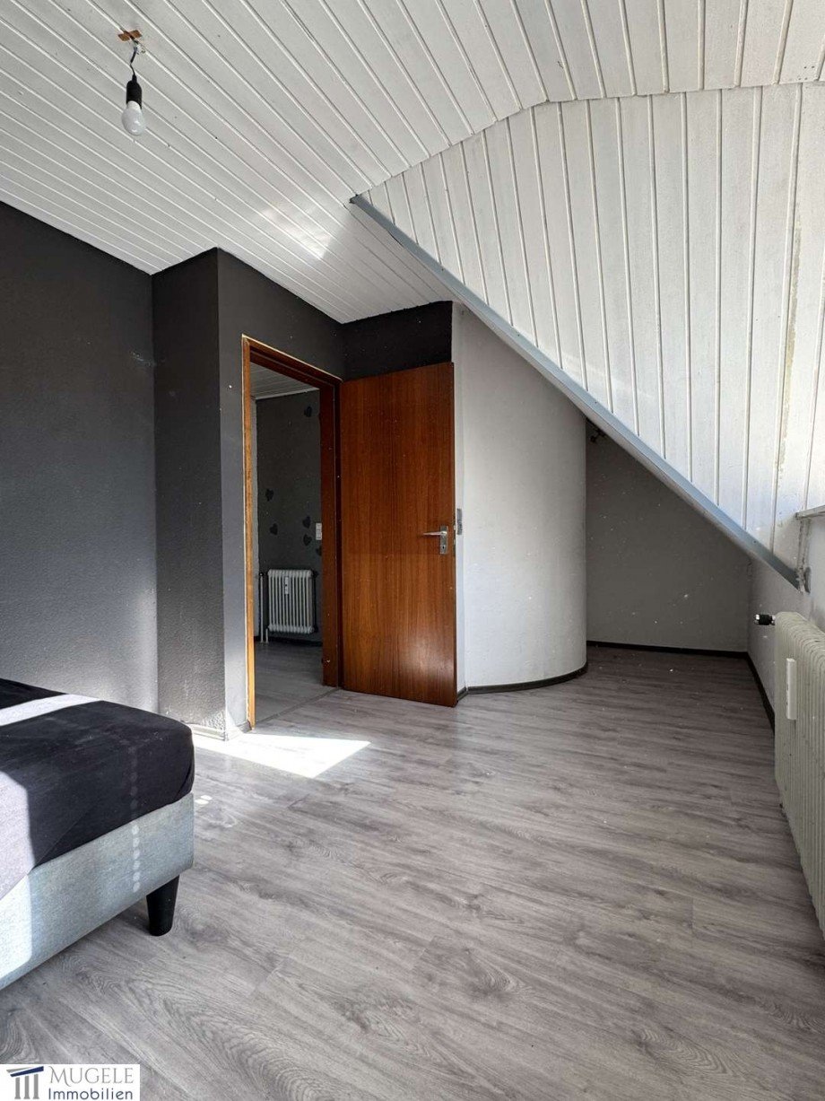 Kinderzimmer DG Maisonettewohnung G�rtringen